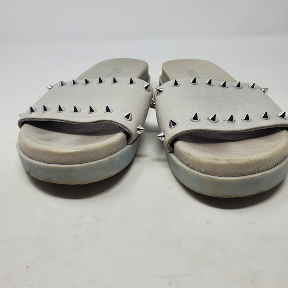 Inuovo Studded Spike Gray Leather Slides Slip On Sandals Womens 36 US 6 - Picture 2 of 10